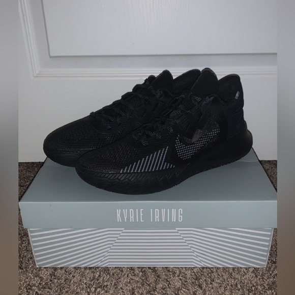 Nike Shoes Mens Black Nike Kyrie Flytrap 5 Basketball Shoe Poshmark